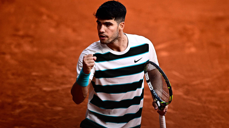 Trận chiến hoành tráng: Alcaraz đánh bại Shelton để vào tứ kết Roland-Garros Trận chiến hoành tráng: Alcaraz đánh bại Shelton để vào tứ kết Roland-Garros