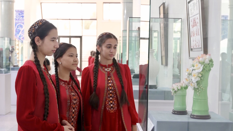 Các Triển lãm Văn hóa Trung Hoa Sôi động Tỏa Sáng tại Ashgabat Các Triển lãm Văn hóa Trung Hoa Sôi động Tỏa Sáng tại Ashgabat video poster