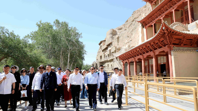 Ma Ying-jeou cổ vũ văn hóa Trung Hoa truyền thống trong chuyến thăm đại lục Ma Ying-jeou cổ vũ văn hóa Trung Hoa truyền thống trong chuyến thăm đại lục video poster