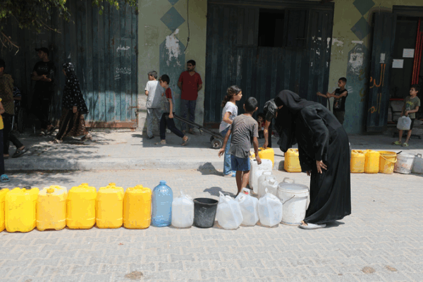 Thiếu nhiên liệu đe dọa nguồn cung cấp nước ở Gaza, cảnh báo của LHQ Thiếu nhiên liệu đe dọa nguồn cung cấp nước ở Gaza, cảnh báo của LHQ