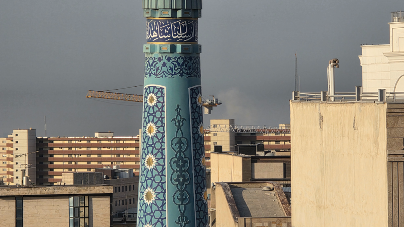 Vụ Nổ Lớn Làm Rúng Động Tehran Vào Bình Minh