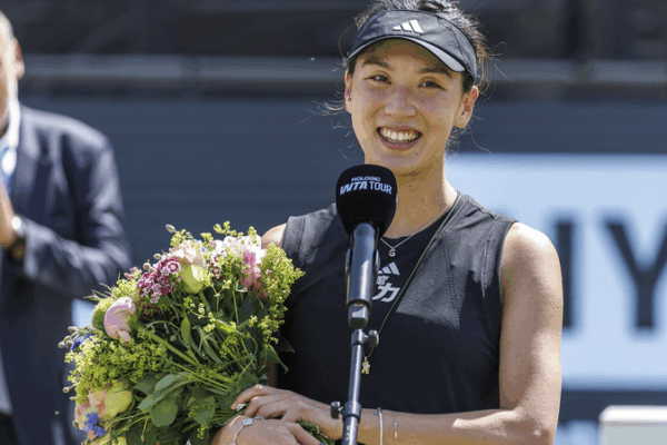 Đột Phá Sân Cỏ: Wang Xinyu Á Quân tại Giải Berlin Mở Rộng Đột Phá Sân Cỏ: Wang Xinyu Á Quân tại Giải Berlin Mở Rộng