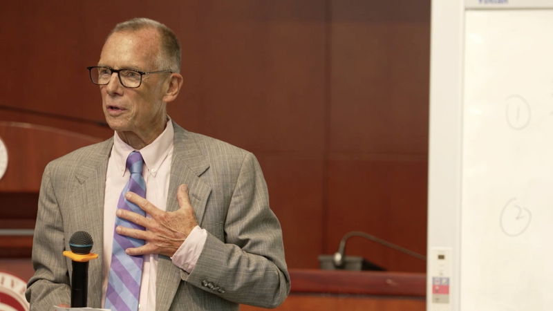 P56C1INM62YCQDHWH6IQ - Thế Giới Trong Tầm Tay Bản thảo tơ lụa Chu trở về đất liền Trung Quốc: Một cuộc hồi hương lịch sử video poster