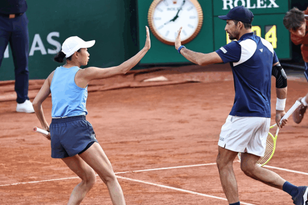 Zhang Shuai & Arevalo bứt phá tiến vào bán kết đôi nam nữ tại Pháp Mở Rộng Zhang Shuai & Arevalo bứt phá tiến vào bán kết đôi nam nữ tại Pháp Mở Rộng