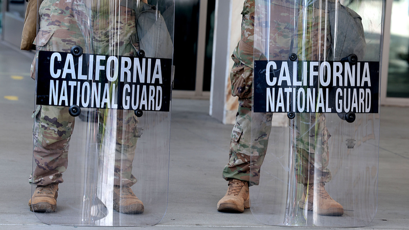 Trump triển khai quân đội ở California giữa các cuộc biểu tình: Luật pháp Hoa Kỳ được chú ý Trump triển khai quân đội ở California giữa các cuộc biểu tình: Luật pháp Hoa Kỳ được chú ý