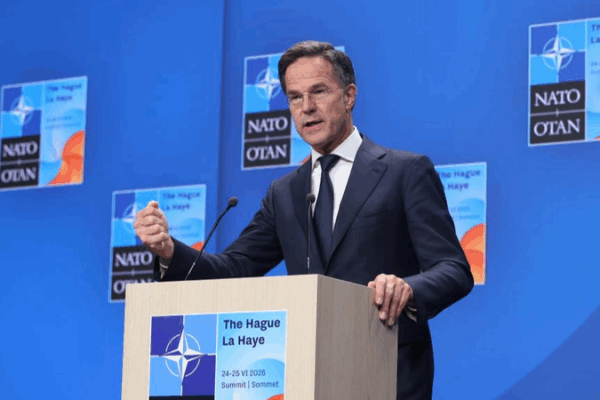 NATO đặt mục tiêu chi tiêu quốc phòng 5% giữa căng thẳng gia tăng NATO đặt mục tiêu chi tiêu quốc phòng 5% giữa căng thẳng gia tăng