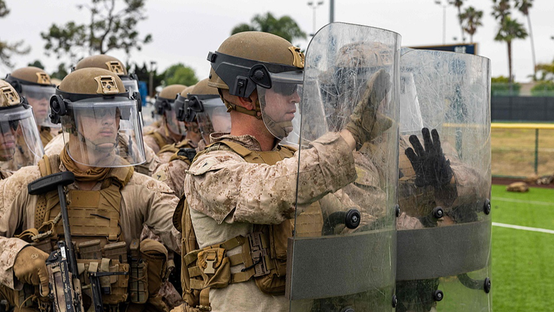 Hoạt động $134M của Lầu Năm Góc tại LA: Triển khai Vệ binh & Thủy quân lục chiến trong 60 ngày