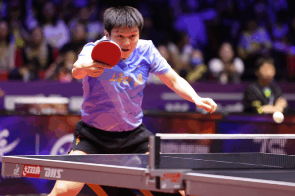 Màn trở lại CTTSL đầy điện của Fan: 4 chiến thắng trong một ngày Màn trở lại CTTSL đầy điện của Fan: 4 chiến thắng trong một ngày
