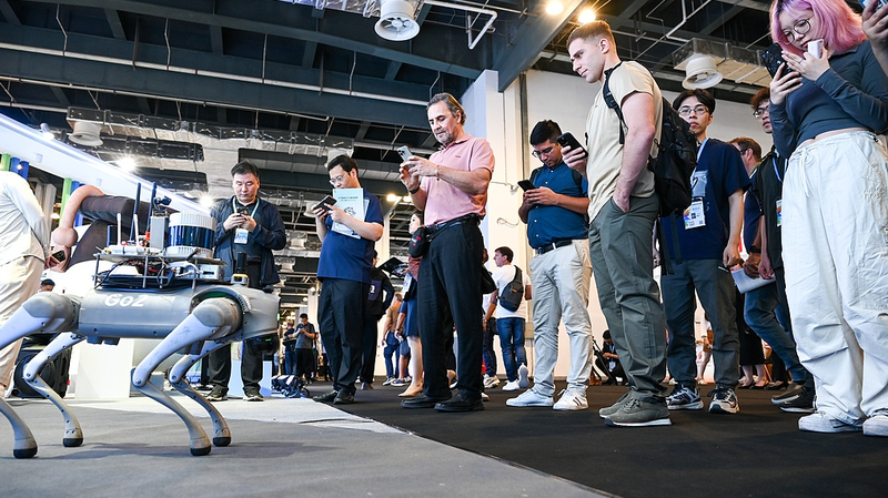 Hội chợ Công nghệ Thượng Hải tiết lộ Xu hướng Kỷ lục về AI & Đổi mới