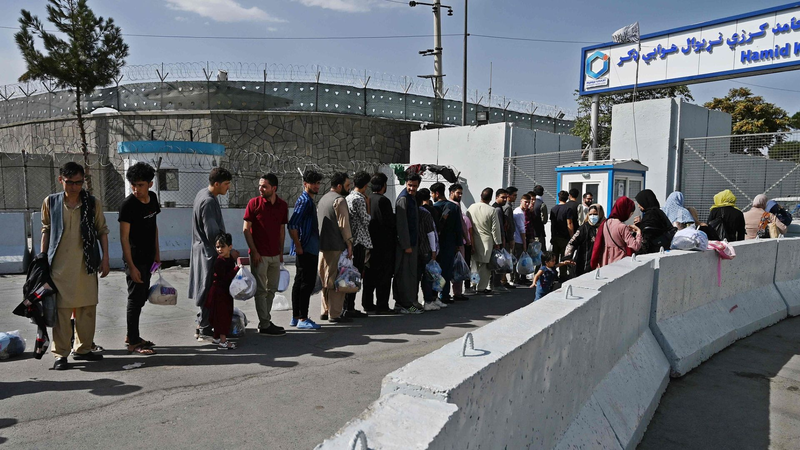 Vụ bê bối tị nạn Afghanistan tại Anh bị vạch trần Vụ bê bối tị nạn Afghanistan tại Anh bị vạch trần