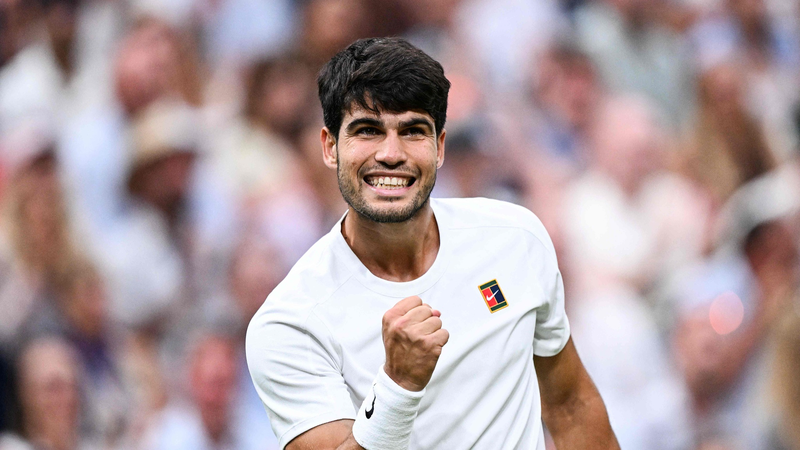 Alcaraz đánh bại Rublev, nhắm đến danh hiệu Wimbledon lần thứ ba Alcaraz đánh bại Rublev, nhắm đến danh hiệu Wimbledon lần thứ ba