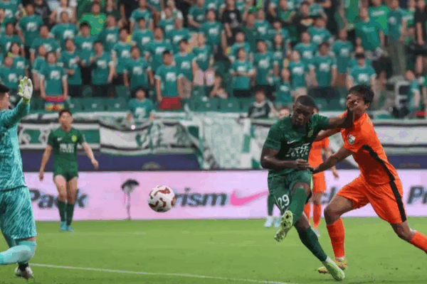 Guoan dẫn đầu CSL với màn lội ngược dòng táo bạo Guoan dẫn đầu CSL với màn lội ngược dòng táo bạo