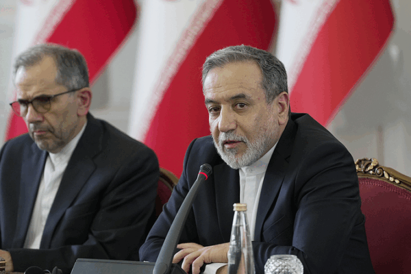 Iran tổ chức thảo luận về hạt nhân tại Istanbul trong bối cảnh các lời đe dọa trừng phạt