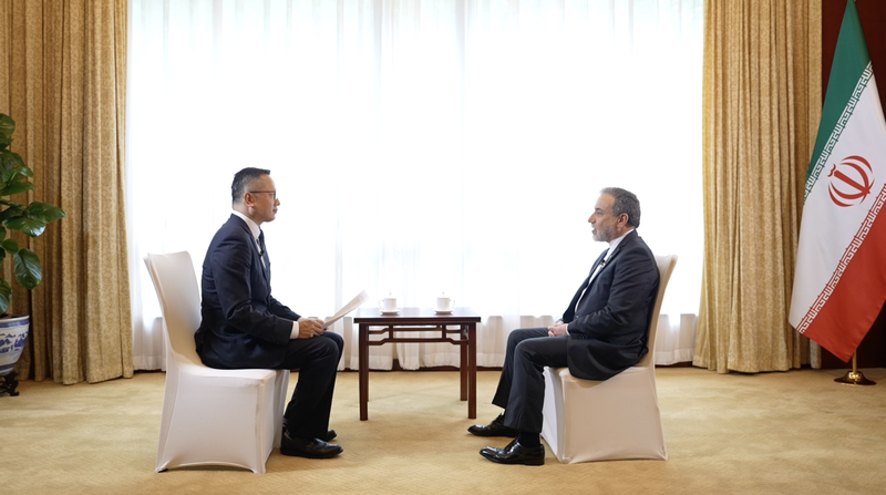 Ngoại trưởng Iran: Lệnh ngừng bắn mong manh với Israel, sẵn sàng nếu bị phá vỡ video poster