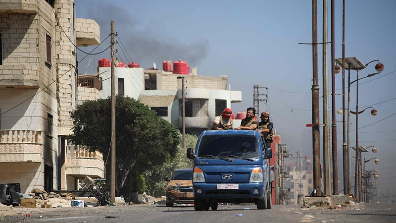 87RVGKYO6MT6P1B64CT4 - Thế Giới Trong Tầm Tay Thay đổi trong lệnh ngừng bắn: Các chiến binh Bedouin rời Sweida giữa xung đột