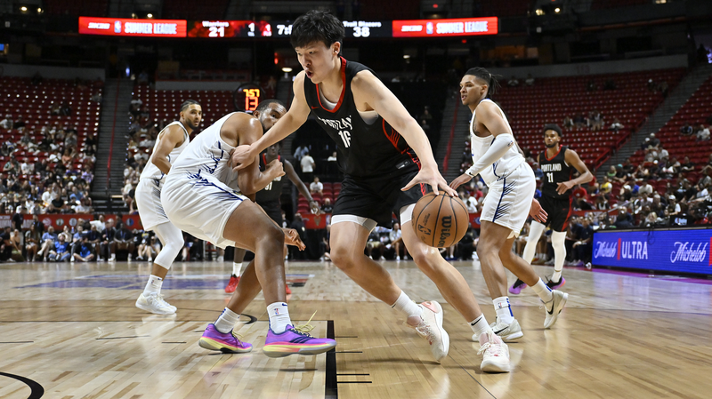 Yang Hansen Tỏa Sáng Trong Màn Ra Mắt NBA Summer League Yang Hansen Tỏa Sáng Trong Màn Ra Mắt NBA Summer League