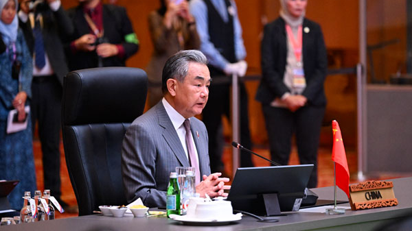 Wang Yi thúc đẩy hợp tác ASEAN Plus Three tại Kuala Lumpur Wang Yi thúc đẩy hợp tác ASEAN Plus Three tại Kuala Lumpur