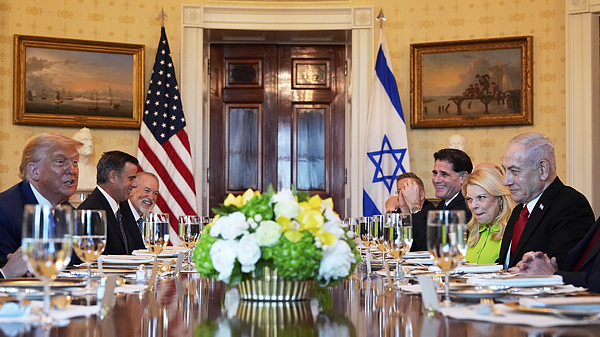 Trump & Netanyahu Gặp Gỡ Giữa Các Cuộc Đàm Phán Ngừng Bắn Gaza Trump & Netanyahu Gặp Gỡ Giữa Các Cuộc Đàm Phán Ngừng Bắn Gaza