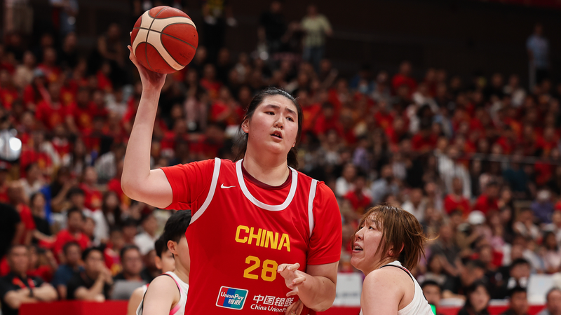 Ngôi sao đang lên Zhang Ziyu ra mắt tại Giải vô địch bóng rổ nữ FIBA Châu Á Ngôi sao đang lên Zhang Ziyu ra mắt tại Giải vô địch bóng rổ nữ FIBA Châu Á