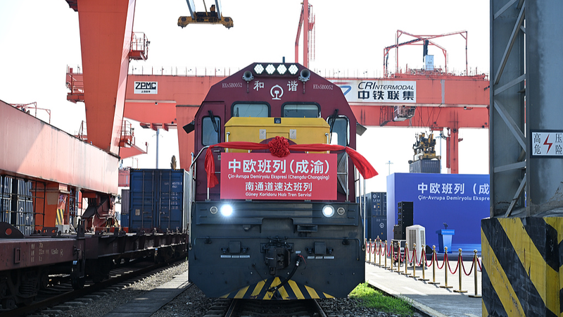 Các Cuộc Đàm Phán Trung Quốc-EU Dọn Đường Cho Tiến Bộ Về Thương Mại & Khí Hậu