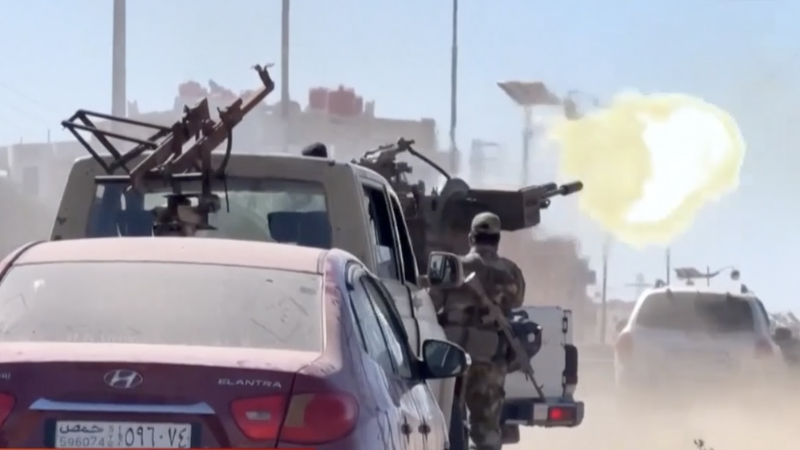 Không kích của Israel đánh trúng Damascus giữa căng thẳng gia tăng video poster