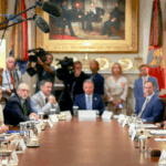 Hạn Chót Thuế Quan của Trump Kích Hoạt Thay Đổi Thương Mại Toàn Cầu