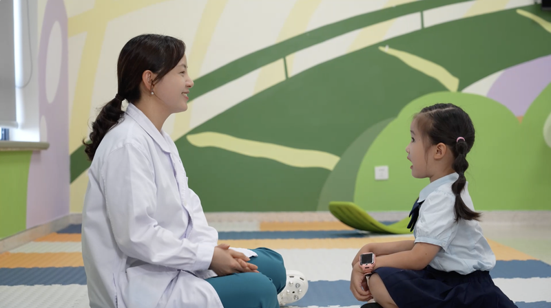 Hợp tác Trung Quốc-Anh chống lại các bệnh hiếm gặp ở trẻ em video poster