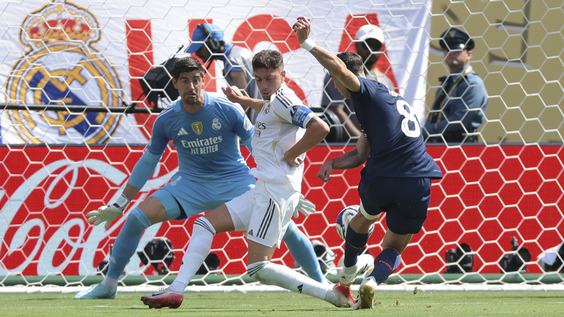 PSG đánh bại Real Madrid 4-0 để vào chung kết Cúp thế giới các câu lạc bộ PSG đánh bại Real Madrid 4-0 để vào chung kết Cúp thế giới các câu lạc bộ