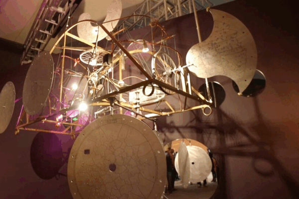 Nghệ Thuật Vũ Trụ Sống Động Tại Bắc Kinh video poster