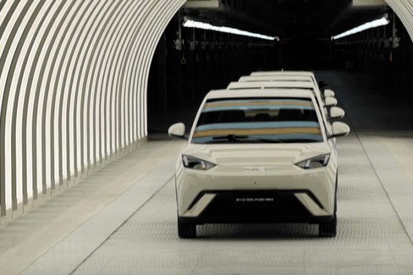 BYD ra mắt xe điện sản xuất 100% tại Brazil BYD ra mắt xe điện sản xuất 100% tại Brazil video poster