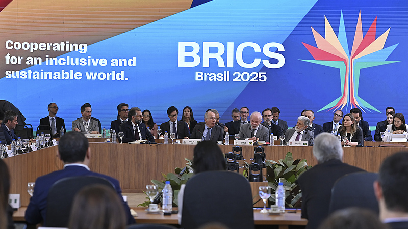 Mô hình BRICS trưởng thành: Hội nghị thượng đỉnh lần thứ 17 đánh dấu ảnh hưởng toàn cầu bao trùm Mô hình BRICS trưởng thành: Hội nghị thượng đỉnh lần thứ 17 đánh dấu ảnh hưởng toàn cầu bao trùm