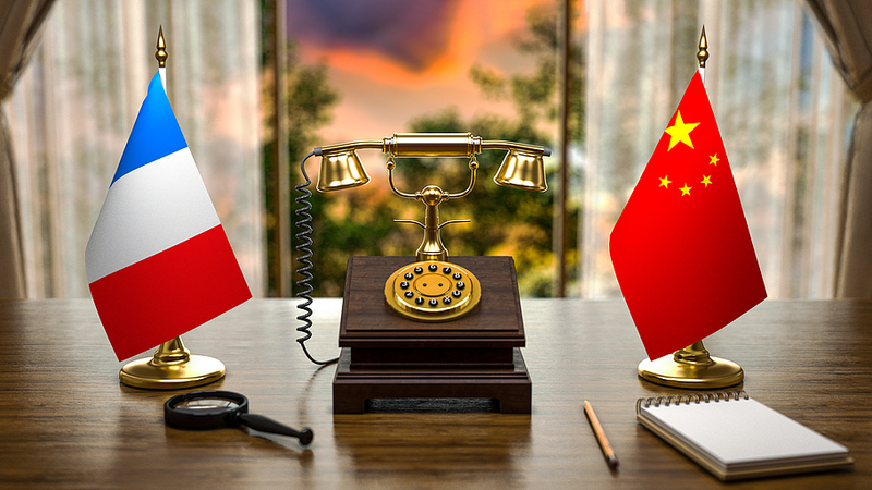 Macron và Vương Nghị Đoàn Kết Vì Chủ Nghĩa Đa Phương Toàn Cầu