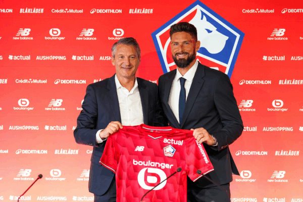 Giroud trở lại bóng đá Pháp với hợp đồng một năm cùng Lille Giroud trở lại bóng đá Pháp với hợp đồng một năm cùng Lille