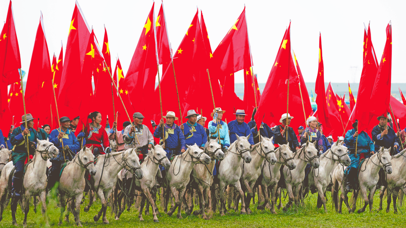 Tinh thần đồng cỏ tỏa sáng tại Lễ hội Naadam lần thứ 35 Tinh thần đồng cỏ tỏa sáng tại Lễ hội Naadam lần thứ 35