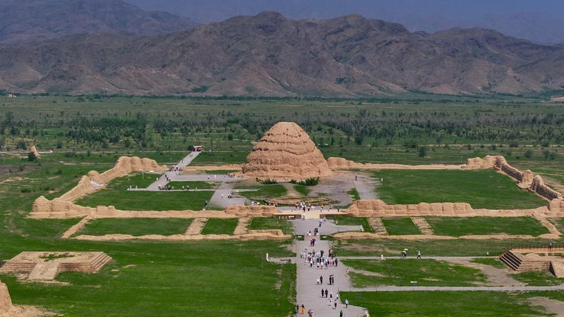 Lăng mộ Tây Hạ: Viên ngọc UNESCO được tái khám phá Lăng mộ Tây Hạ: Viên ngọc UNESCO được tái khám phá