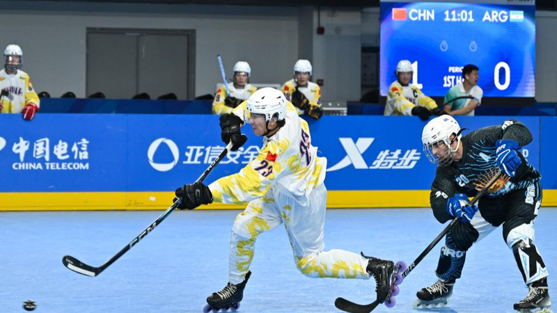 Chủ nhà Trung Quốc thua 5-4 trước Argentina, kết thúc ở vị trí thứ 8 tại Giải khúc côn cầu trên sân băng ở Thành Đô Chủ nhà Trung Quốc thua 5-4 trước Argentina, kết thúc ở vị trí thứ 8 tại Giải khúc côn cầu trên sân băng ở Thành Đô