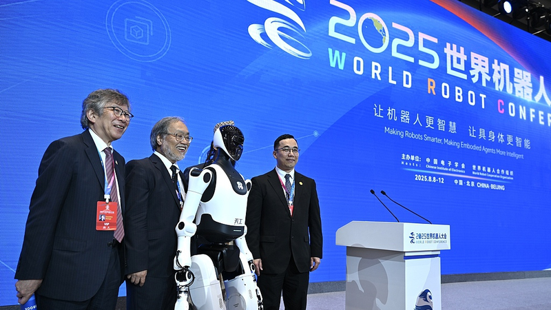 Robot trở thành tâm điểm tại Hội nghị Robot Thế giới 2025 ở Bắc Kinh Robot trở thành tâm điểm tại Hội nghị Robot Thế giới 2025 ở Bắc Kinh