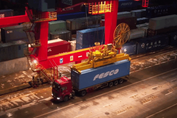 5 năm trên đường ray: Shenzhen-Europe Railway Express thúc đẩy thương mại trị giá 3 tỷ USD 5 năm trên đường ray: Shenzhen-Europe Railway Express thúc đẩy thương mại trị giá 3 tỷ USD
