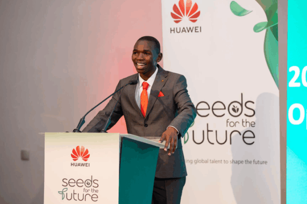 Kỹ sư người Kenya sử dụng AI để cứu gia súc khỏi hạn hán Kỹ sư người Kenya sử dụng AI để cứu gia súc khỏi hạn hán