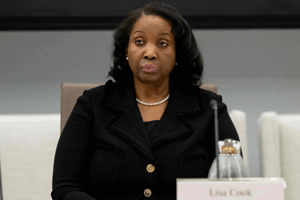 Trump sa thải Thống đốc Fed Lisa Cook, thị trường lao đao Trump sa thải Thống đốc Fed Lisa Cook, thị trường lao đao