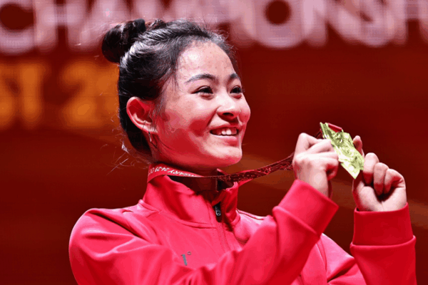 Gong Li nhắm đến vinh quang tại Đại hội Thể thao Thế giới 2025 sau sự trở lại từ chấn thương Gong Li nhắm đến vinh quang tại Đại hội Thể thao Thế giới 2025 sau sự trở lại từ chấn thương video poster