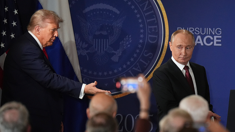 Trump và Putin kết thúc hội nghị thượng đỉnh Alaska mà không có thỏa thuận về Ukraine Trump và Putin kết thúc hội nghị thượng đỉnh Alaska mà không có thỏa thuận về Ukraine
