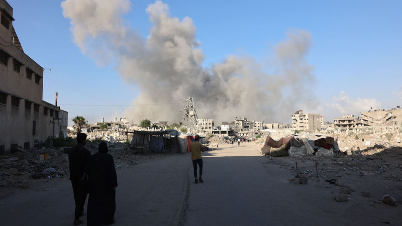 Phản đối toàn cầu bùng phát khi Israel tăng cường ném bom Gaza City Phản đối toàn cầu bùng phát khi Israel tăng cường ném bom Gaza City