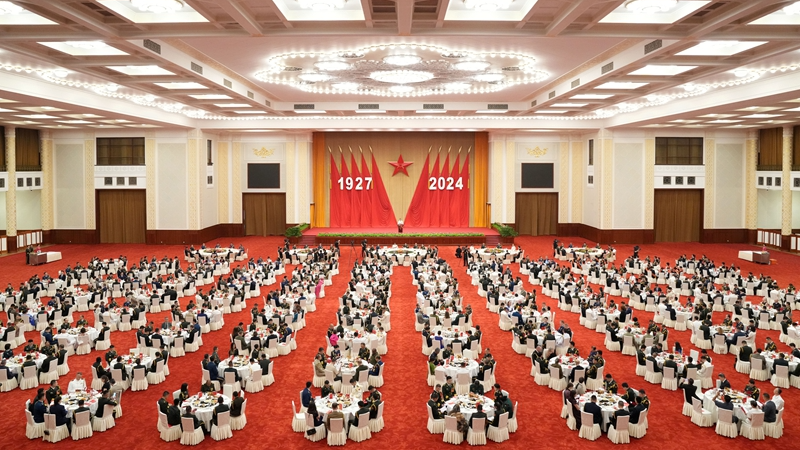 PLA Sẵn sàng cho Tái thống nhất: Cuộc diễu hành lớn và các kỷ niệm lịch sử PLA Sẵn sàng cho Tái thống nhất: Cuộc diễu hành lớn và các kỷ niệm lịch sử