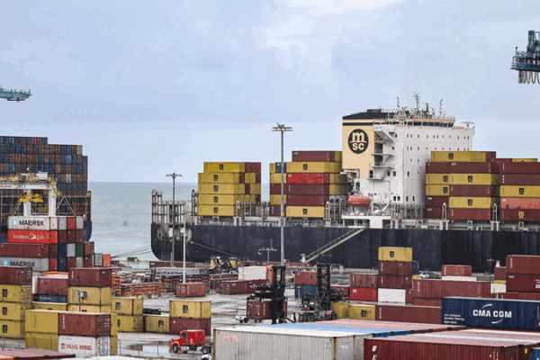 Tăng Thuế Quan Lịch Sử Của Mỹ Gây Xáo Trộn Thương Mại Toàn Cầu Tăng Thuế Quan Lịch Sử Của Mỹ Gây Xáo Trộn Thương Mại Toàn Cầu