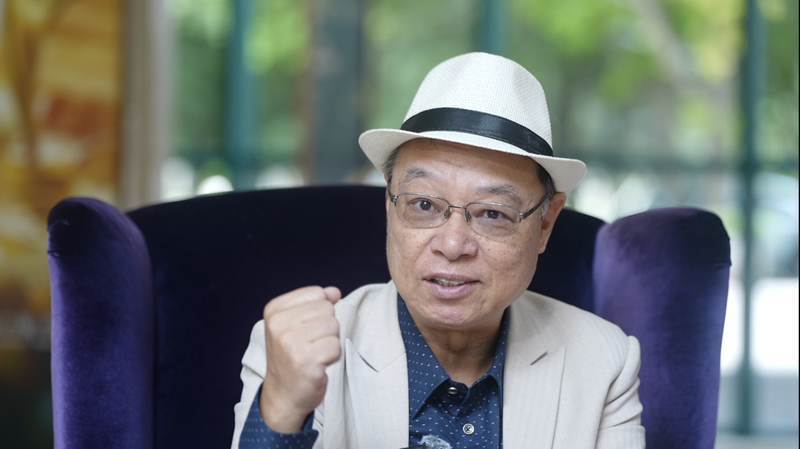 Đạo diễn Lee Lik Chee về việc giữ cho điện ảnh Trung Quốc đại lục luôn tươi mới Đạo diễn Lee Lik Chee về việc giữ cho điện ảnh Trung Quốc đại lục luôn tươi mới video poster
