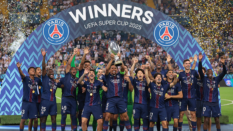 PSG lội ngược dòng muộn giành chiến thắng 4-3 trên chấm phạt đền trước Tottenham cho Siêu cúp UEFA PSG lội ngược dòng muộn giành chiến thắng 4-3 trên chấm phạt đền trước Tottenham cho Siêu cúp UEFA