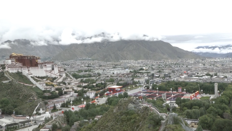 Người dân Lhasa suy ngẫm về 60 năm thay đổi ở Xizang Người dân Lhasa suy ngẫm về 60 năm thay đổi ở Xizang video poster