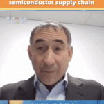 I7GNDFUZJG3ZRUEAAY3H - Thế Giới Trong Tầm Tay Thuế quan của Mỹ đe dọa chuỗi cung ứng chip toàn cầu video poster