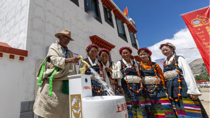 Bình Minh Mới Của Tây Tạng: Thoát Khỏi Chế Độ Nông Nô Để Đến Thịnh Vượng